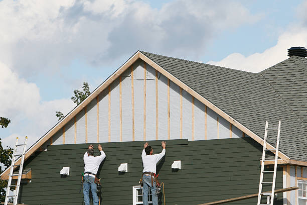 Professional Siding Replacement technician working in Martinsville, OH